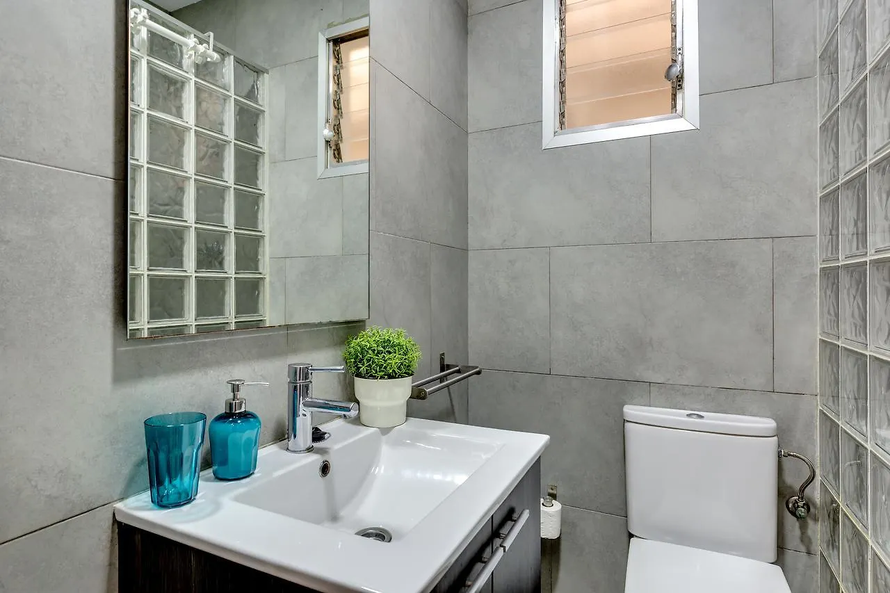 Renovated & Classic 3-Bedroom Sagrada Familia Apt. Barcelona 0*,  Spain